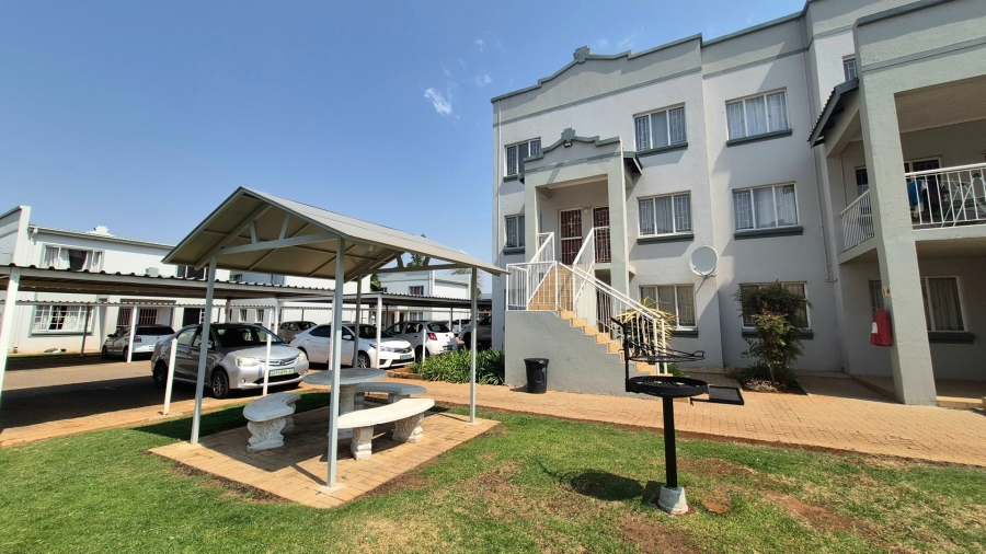 2 Bedroom Property for Sale in Die Bult North West